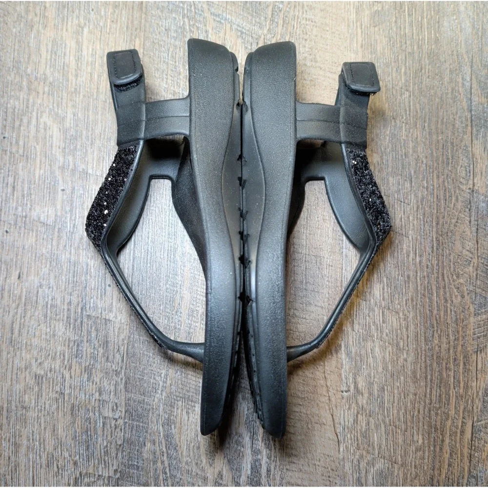 Aetrex Skyler Thong Sandals Black Embellished Womens Size 6 Slingback Comfort